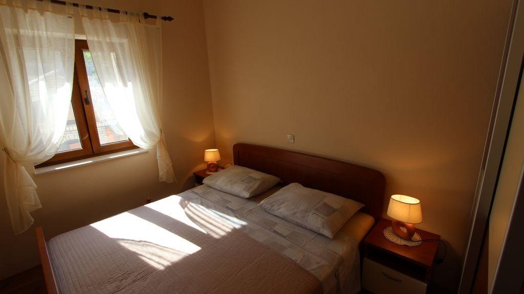 Apartment Dobrinj 1 Екстериор снимка