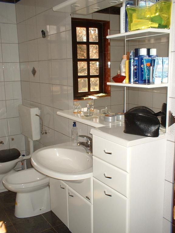 Apartment Dobrinj 1 Екстериор снимка